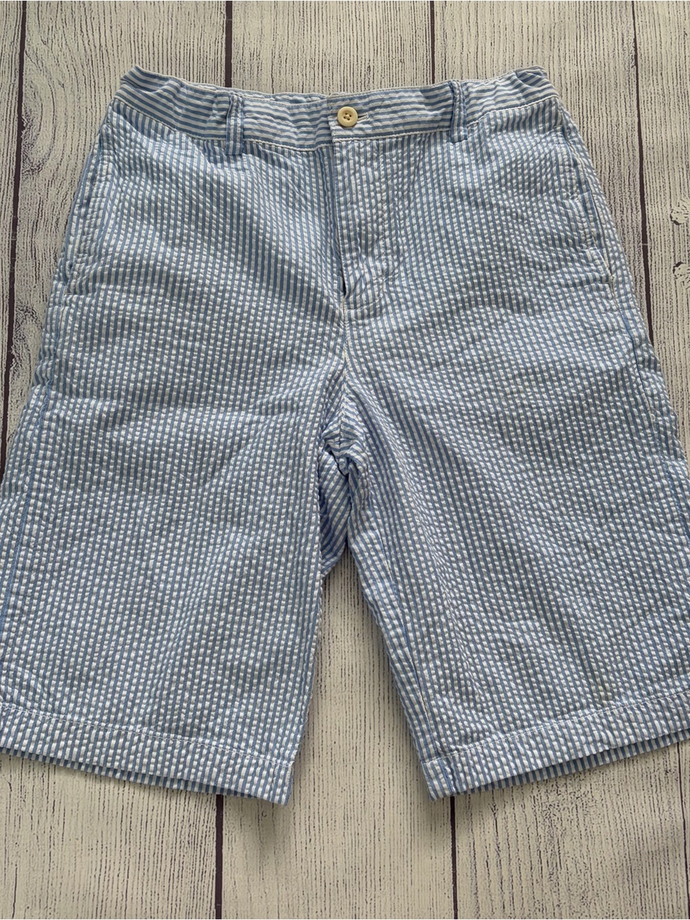 Vineyard Vines Boys Blue and White Seersucker Shorts Size 16